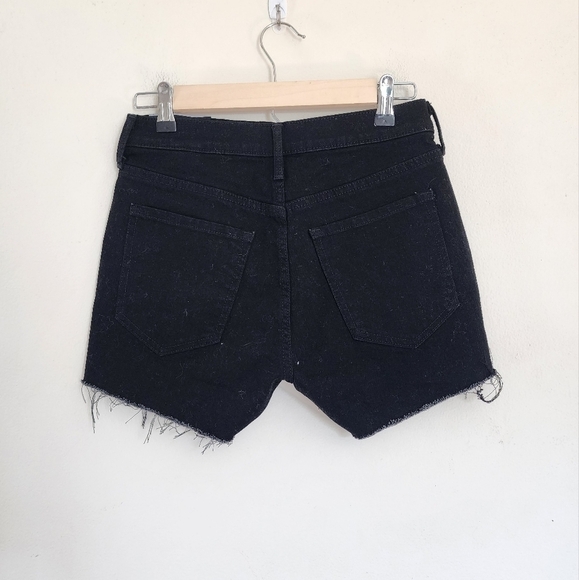 Banana Republic High-Rise Raw Hem 3" Short in Black NWT size 25 - Picture 2 of 6